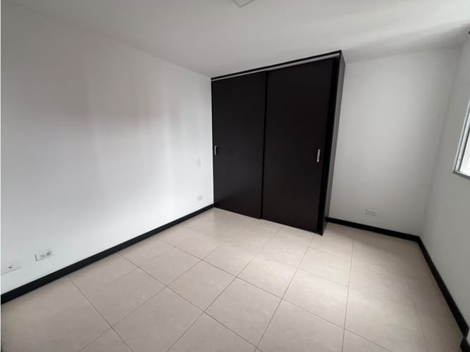 Apartamento de 3 alcobas en arriendo en Asdesillas, Sabaneta, 70 m² · foto 16 de 19