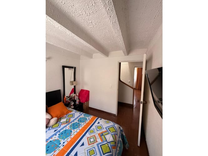 Casa de 4 alcobas en venta en Villas De Granada, Bogotá, 45 m² · foto 4 de 13
