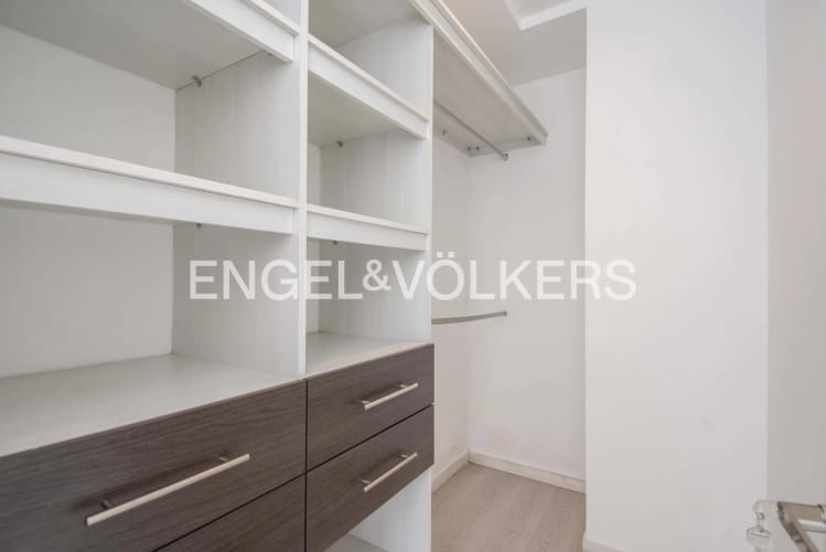 Apartamento de 3 alcobas en venta en Loma Del Esmeraldal, Envigado, 127 m² · foto 10 de 19