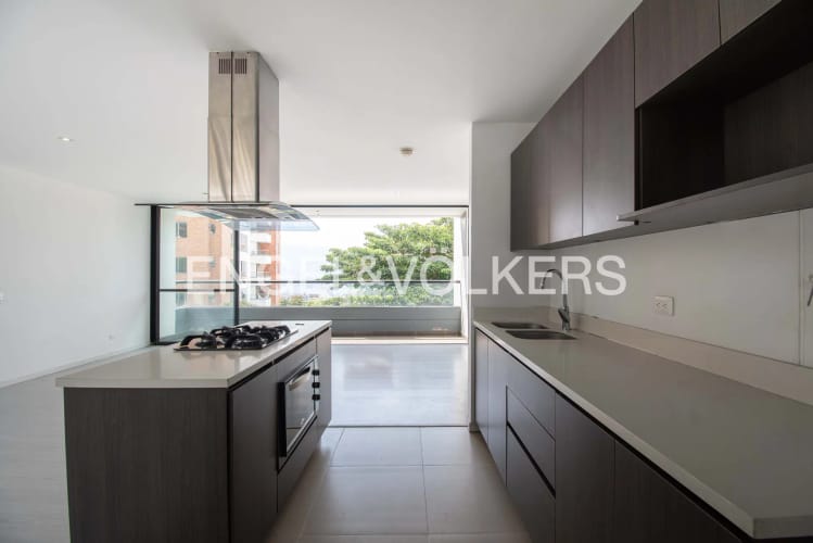 Apartamento de 3 alcobas en venta en Loma Del Esmeraldal, Envigado, 127 m² · foto 5 de 19