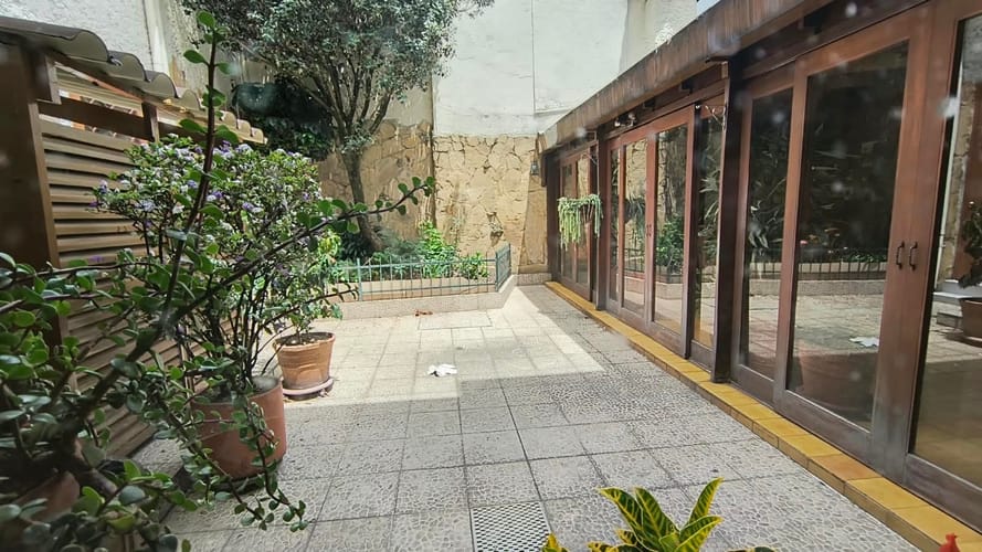Casa de 5 alcobas en venta en Chicó Navarra, Bogotá, 546 m² · foto 2 de 24