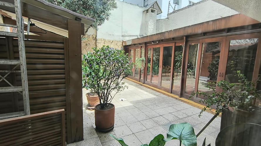 Casa de 5 alcobas en venta en Chicó Navarra, Bogotá, 546 m² · foto 3 de 24