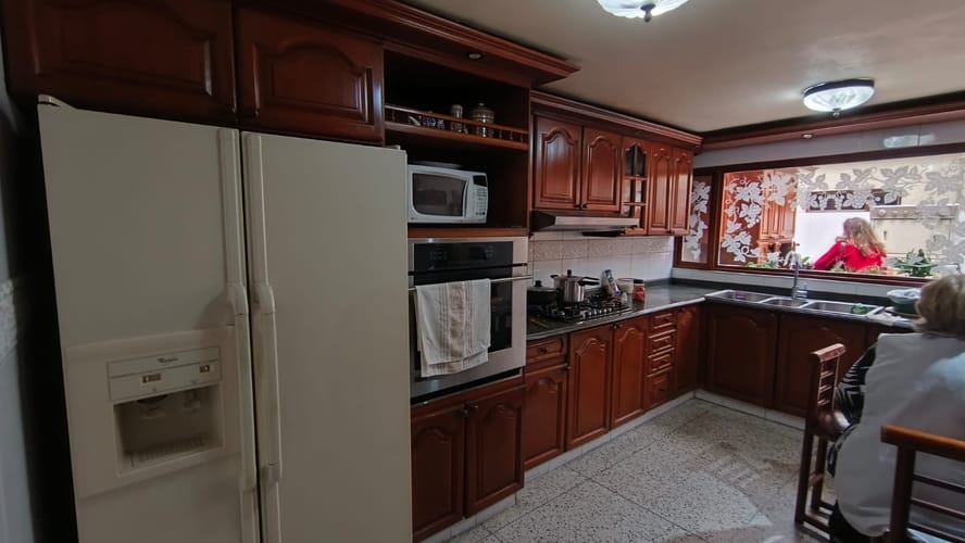 Casa de 5 alcobas en venta en Chicó Navarra, Bogotá, 546 m² · foto 21 de 24