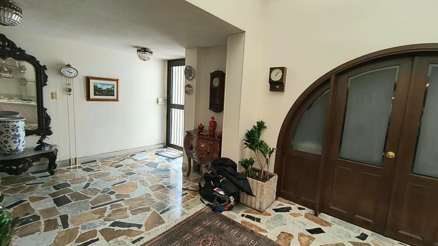 Casa de 5 alcobas en venta en Chicó Navarra, Bogotá, 546 m² · foto 22 de 24