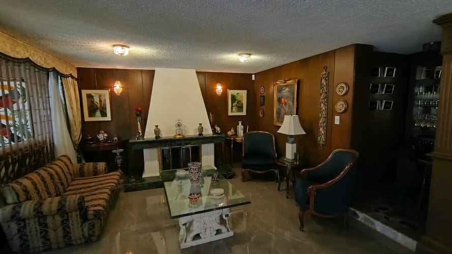 Casa de 5 alcobas en venta en Chicó Navarra, Bogotá, 546 m² · foto 23 de 24