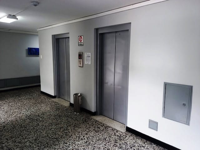 Consultorio en venta en Santa Monica, Cali, 28 m² · foto 9 de 13