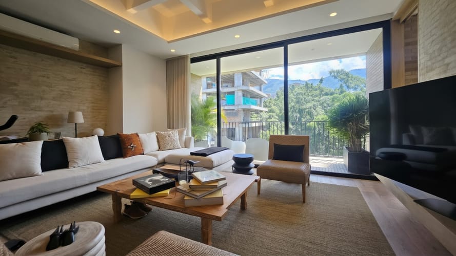 Apartamento de 2 alcobas en venta en El Campestre, Medellín, 143 m² · foto 2 de 9