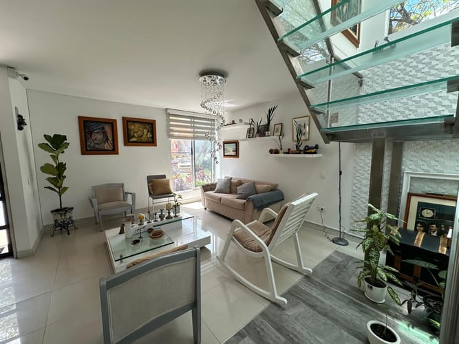 Casa de 4 alcobas en venta en Seminario, Cali, 150 m² · foto 2 de 24