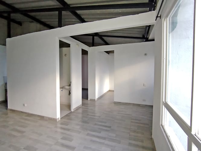 Apartamento de 2 alcobas en venta en El Carmelo, Candelaria, 45 m² · foto 3 de 14