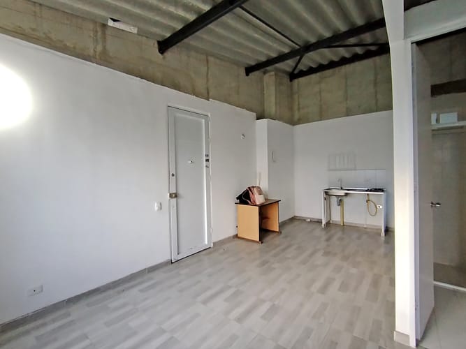 Apartamento de 2 alcobas en venta en El Carmelo, Candelaria, 45 m² · foto 4 de 14
