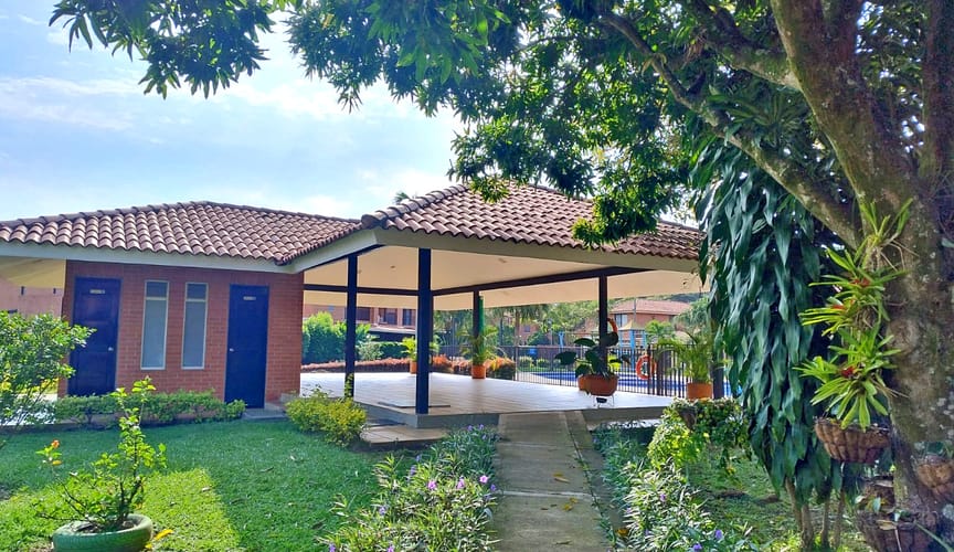 Casa de 4 alcobas en venta en El Castillo, Jamundí, 448 m² · foto 22 de 24