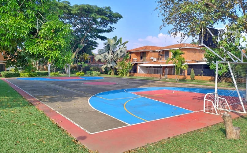 Casa de 4 alcobas en venta en El Castillo, Jamundí, 448 m² · foto 24 de 24