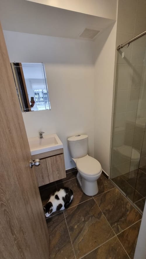 Apartamento de 2 alcobas en venta en Baja Suiza, Manizales, 42 m² · foto 3 de 9