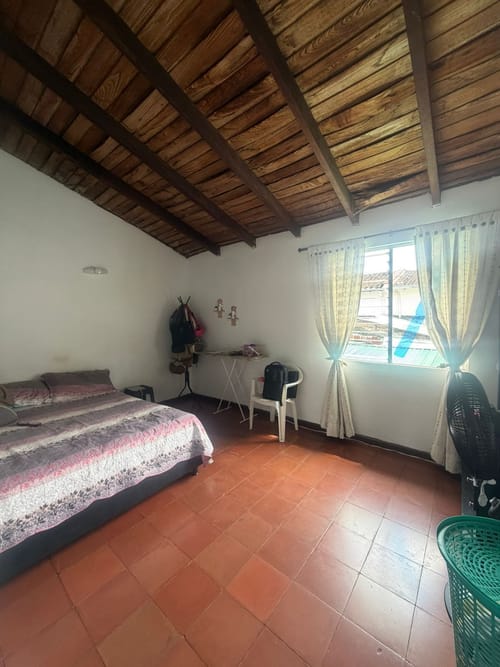 Casa de 4 alcobas en venta en Pampa Linda, Cali, 350 m² · foto 7 de 18
