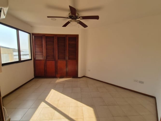 Apartamento de 1 alcoba en arriendo en Bocagrande, Cartagena, 50 m² · foto 3 de 7