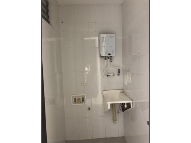 Apartaestudio en venta en Avenida 19 Norte, Armenia, 50 m² · foto 4 de 9