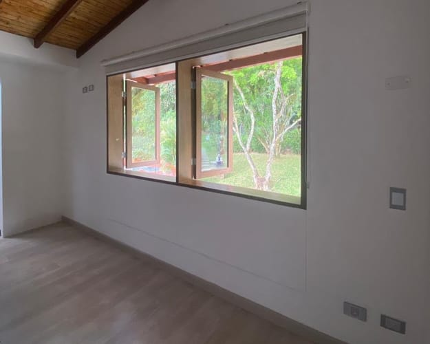 Casa de 4 alcobas en venta en Escobero, Envigado, 280 m² · foto 9 de 13