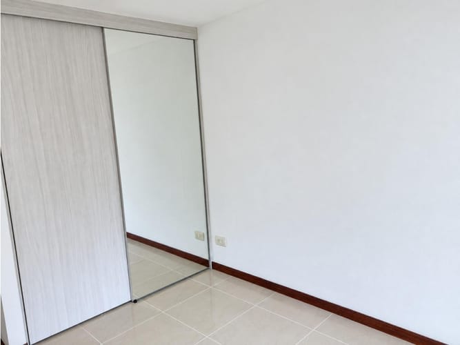 Apartamento de 3 alcobas en venta en Los Balsos, Medellín, 116 m² · foto 21 de 24