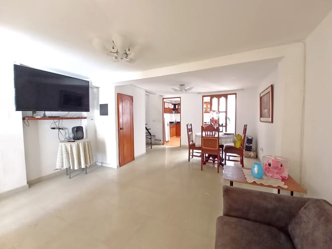 Casa de 3 alcobas en venta en El Carmelo, Candelaria, 182 m² · foto 3 de 20