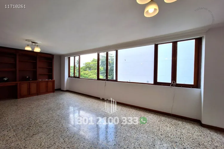 Apartamento de 3 alcobas en arriendo en Patio Bonito, Medellín, 140 m² · foto 3 de 24