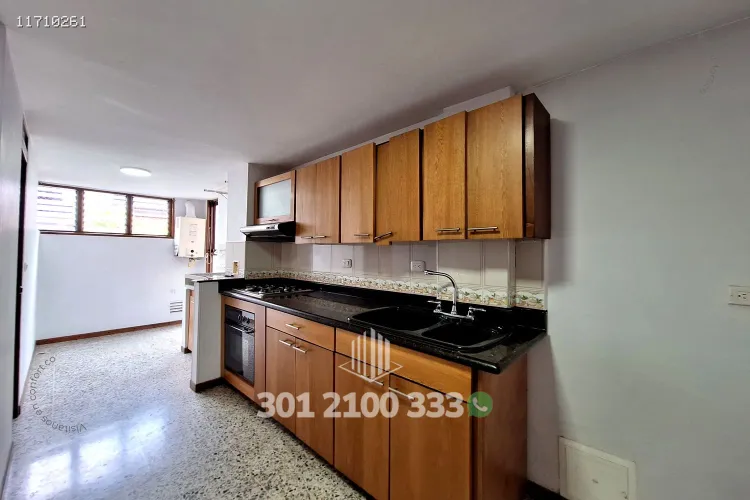 Apartamento de 3 alcobas en arriendo en Patio Bonito, Medellín, 140 m² · foto 10 de 24