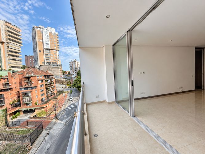 Apartamento de 2 alcobas en arriendo en Normandia, Cali, 112 m² · foto 2 de 18