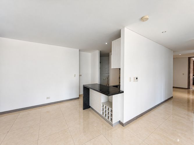 Apartamento de 2 alcobas en arriendo en Normandia, Cali, 112 m² · foto 5 de 18