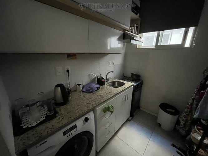 Apartamento en alquiler, 3 dormitorios, 2 baños, terraza. Ciudad Vieja. · Foto 6