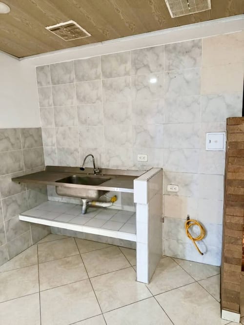 Apartamento de 2 alcobas en arriendo en Olarte, Bogotá, 35 m² · foto 3 de 6