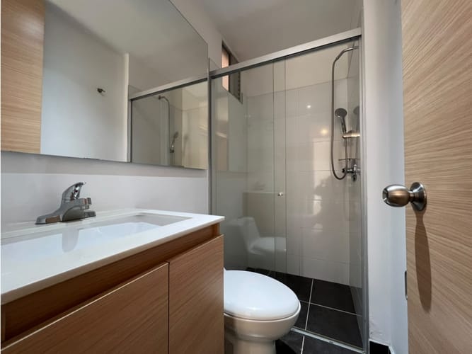 Apartamento de 2 alcobas en arriendo en Cumbres, Medellín, 84 m² · foto 6 de 17