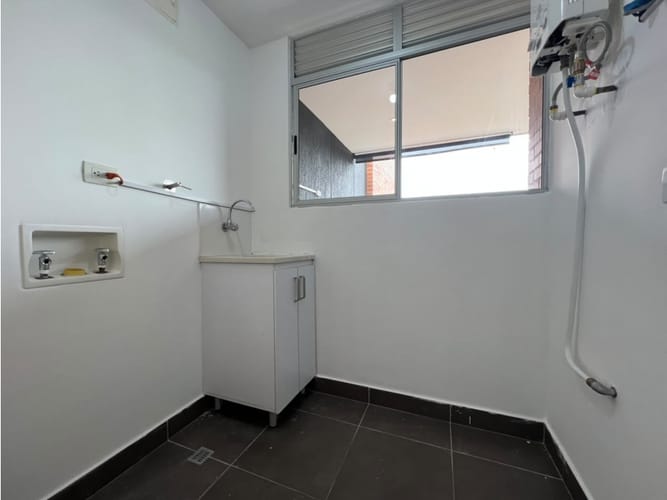 Apartamento de 2 alcobas en arriendo en Cumbres, Medellín, 84 m² · foto 17 de 17