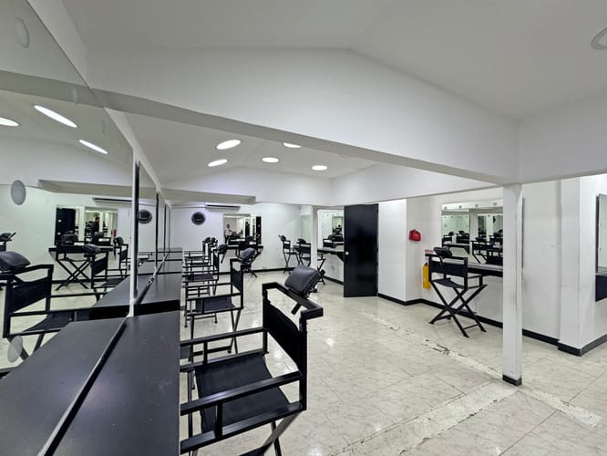 Local en venta en Tequendama, Cali, 504 m² · foto 3 de 13