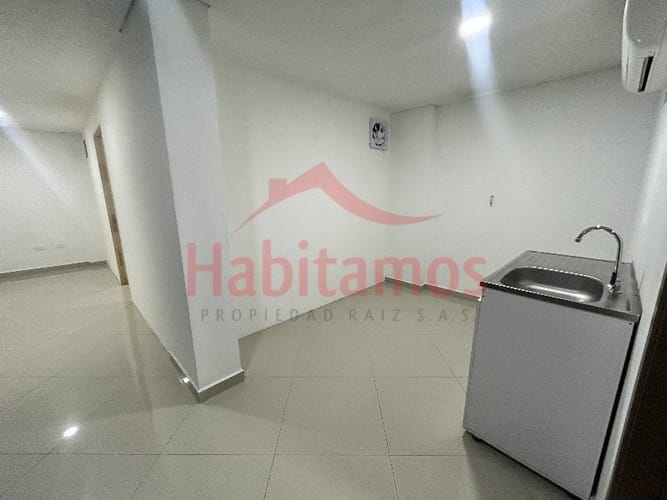 Oficina en arriendo en El Dorado, Envigado, 42 m² · foto 5 de 7