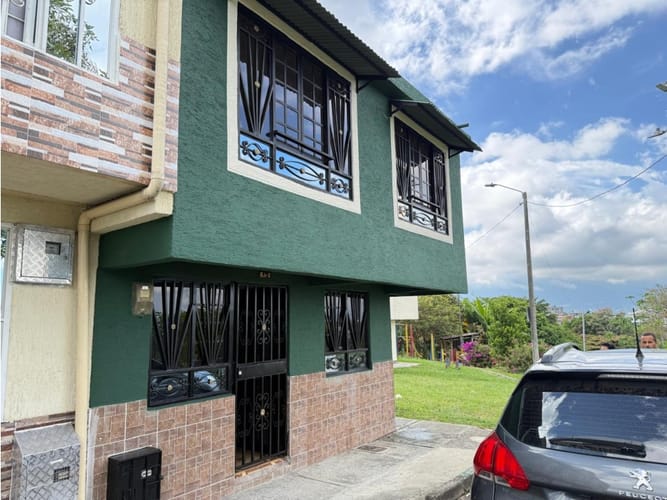Casa de 3 alcobas en venta en Recreo, Armenia, 120 m² · foto 2 de 24