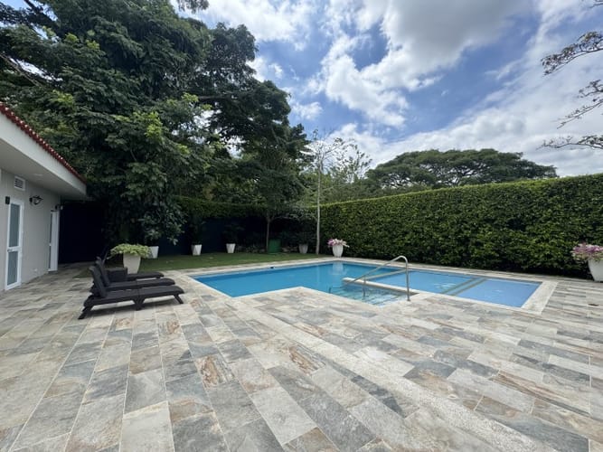 Casa de 8 alcobas en venta en Pance Bajo, Cali, 1050 m² · foto 19 de 24