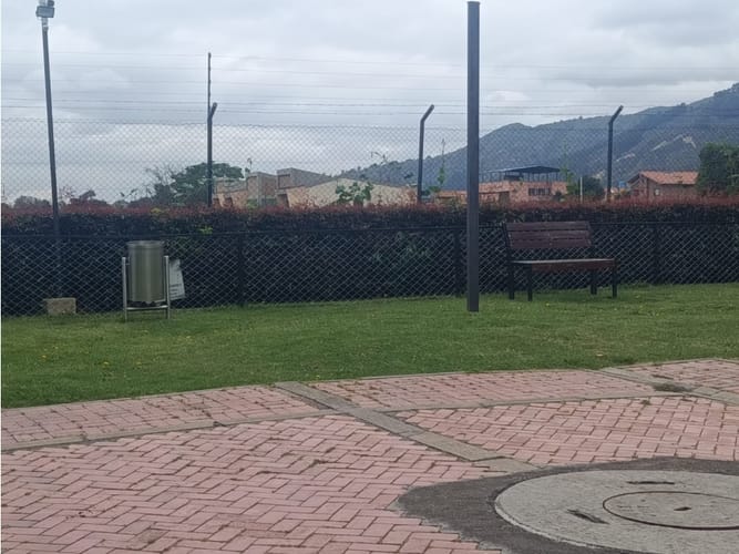 Casa de 3 alcobas en arriendo en Pueblo Viejo, Cota, 140 m² · foto 23 de 24