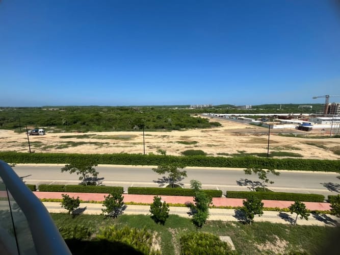 Apartamento de 2 alcobas en venta en La Boquilla, Cartagena, 66 m² · foto 2 de 12