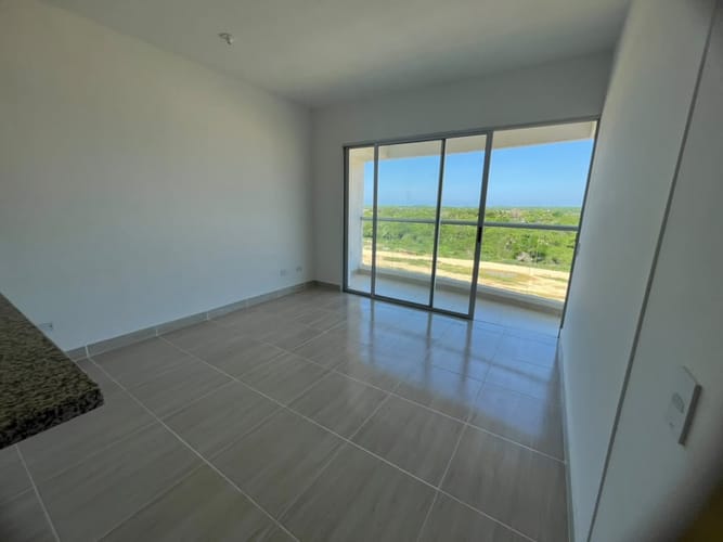 Apartamento de 2 alcobas en venta en La Boquilla, Cartagena, 66 m² · foto 3 de 12