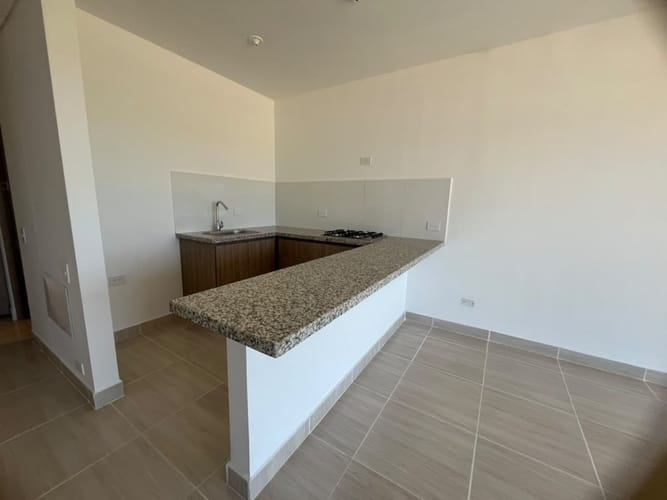 Apartamento de 2 alcobas en venta en La Boquilla, Cartagena, 66 m² · foto 6 de 12