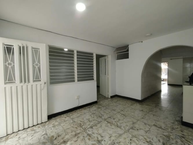 Casa de 3 alcobas en arriendo en Salomia, Cali, 138 m² · foto 3 de 21