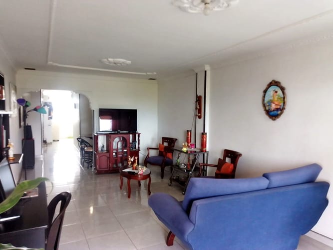 Edificio en venta en Nueva Floresta Del Ict, Cali, 568 m² · foto 2 de 15