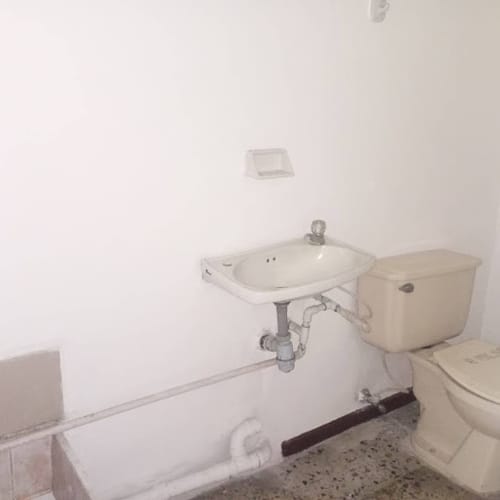 Local en arriendo en Estadio, Medellín, 39 m² · foto 10 de 10