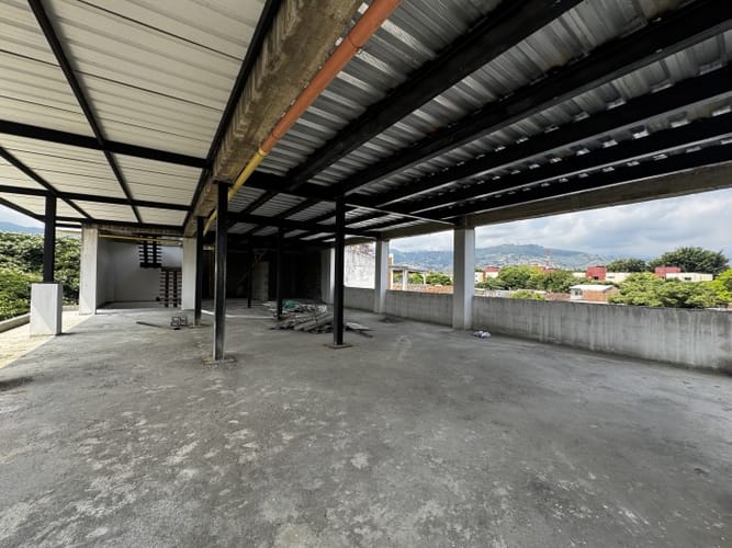 Local en venta en Santa Anita, Cali, 999 m² · foto 7 de 24