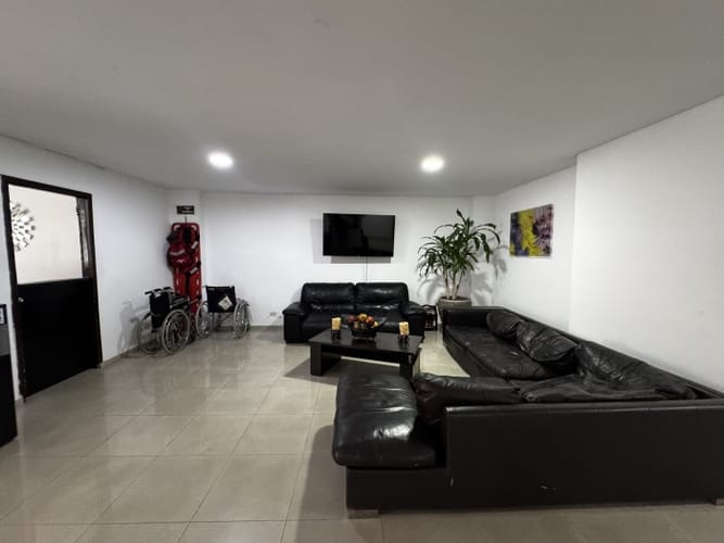 Edificio en venta en Los Cambulos, Cali, 4699 m² · foto 9 de 24