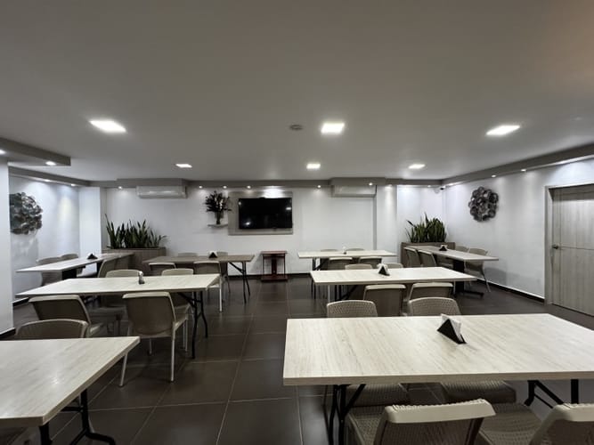 Edificio en venta en Los Cambulos, Cali, 4699 m² · foto 10 de 24