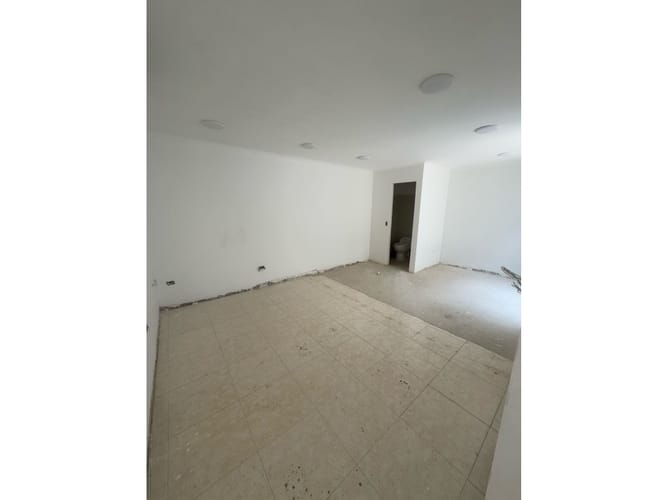 Casa de 9 alcobas en venta en Tequendama, Cali, 400 m² · foto 9 de 24