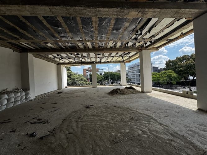 Local en venta en Santa Anita, Cali, 999 m² · foto 20 de 24