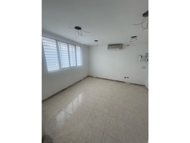 Casa de 9 alcobas en venta en Tequendama, Cali, 400 m² · foto 16 de 24