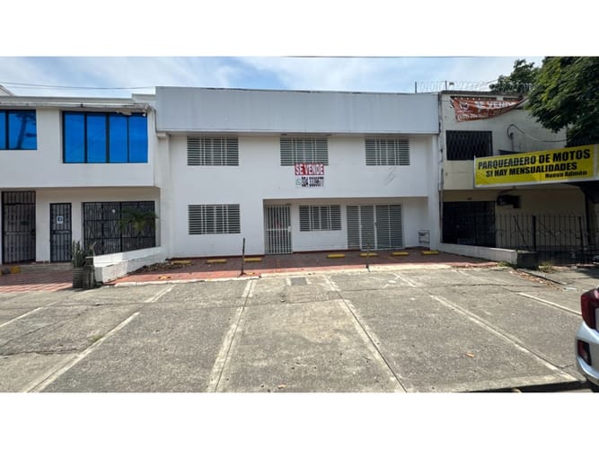 Casa de 9 alcobas en venta en Tequendama, Cali, 400 m² · foto 19 de 24