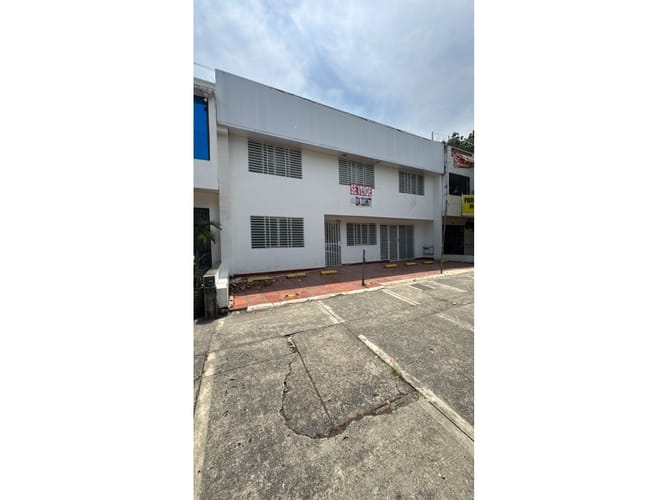 Casa de 9 alcobas en venta en Tequendama, Cali, 400 m² · foto 20 de 24